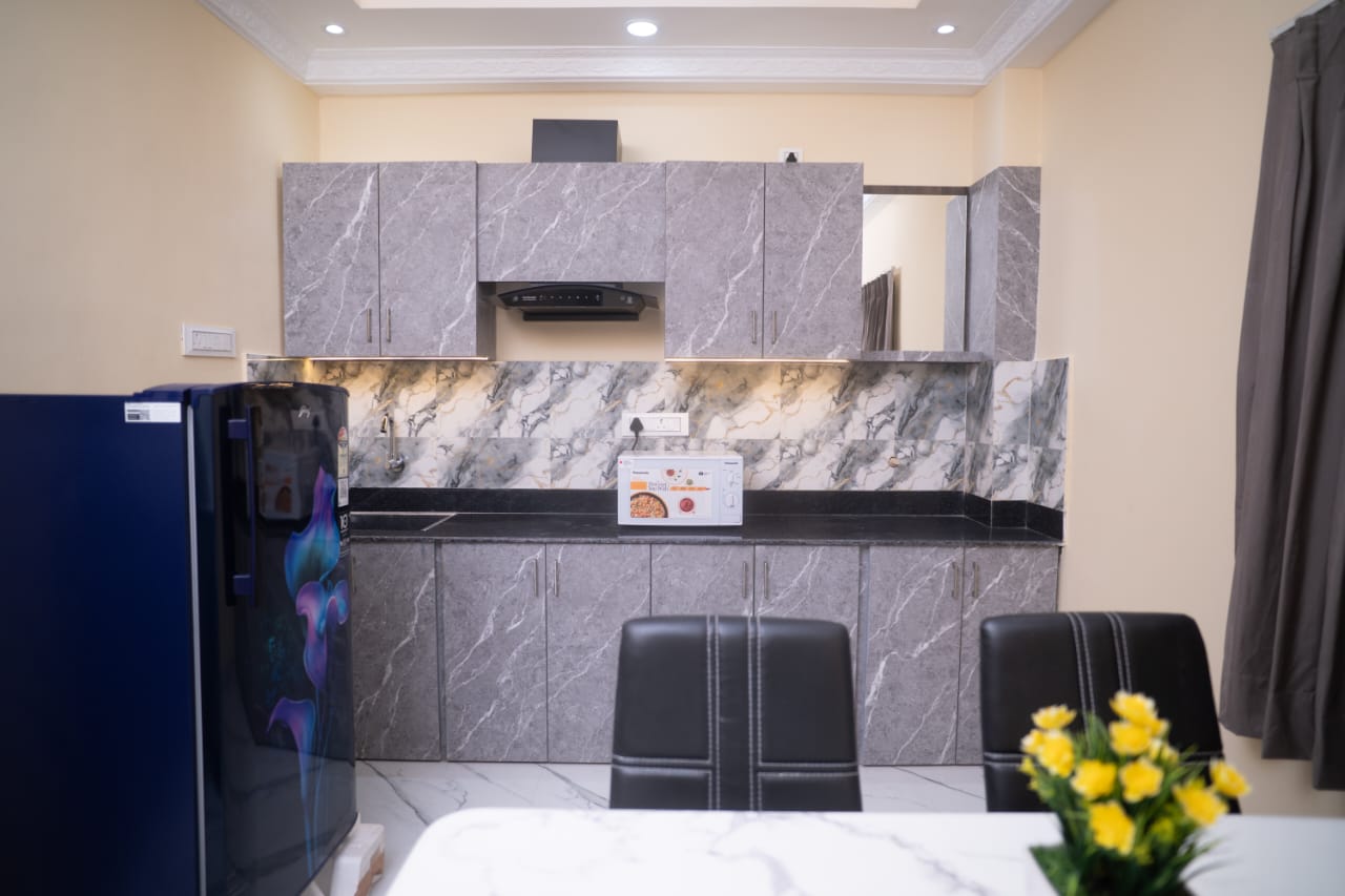 Deluxe Room (Third Floor – No Kitchen - 302)